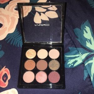 MAC Burgundy Times Nine eyeshadow palette